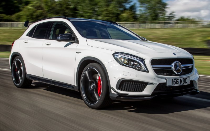 Мерседес Бенц GLA 45 AMG