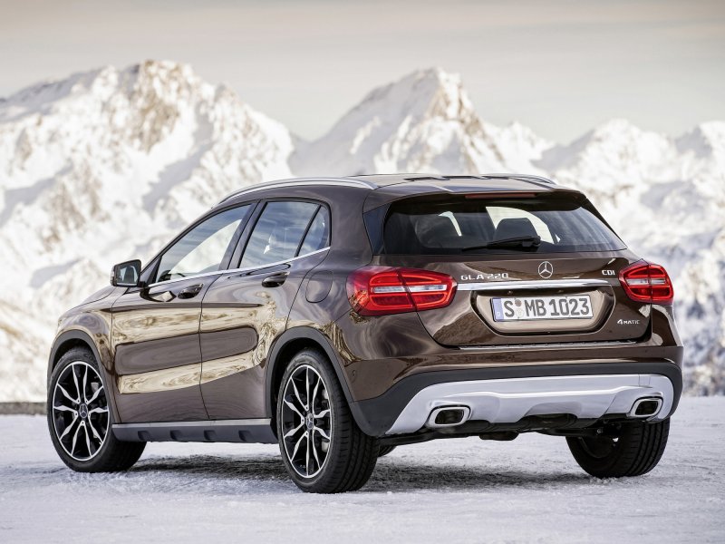 Mercedes-Benz GLA 220