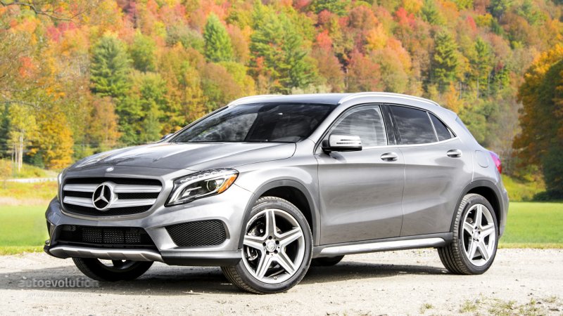 Mercedes-Benz GLA 200