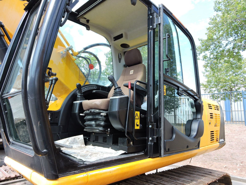 Кабина экскаватора JCB 160w