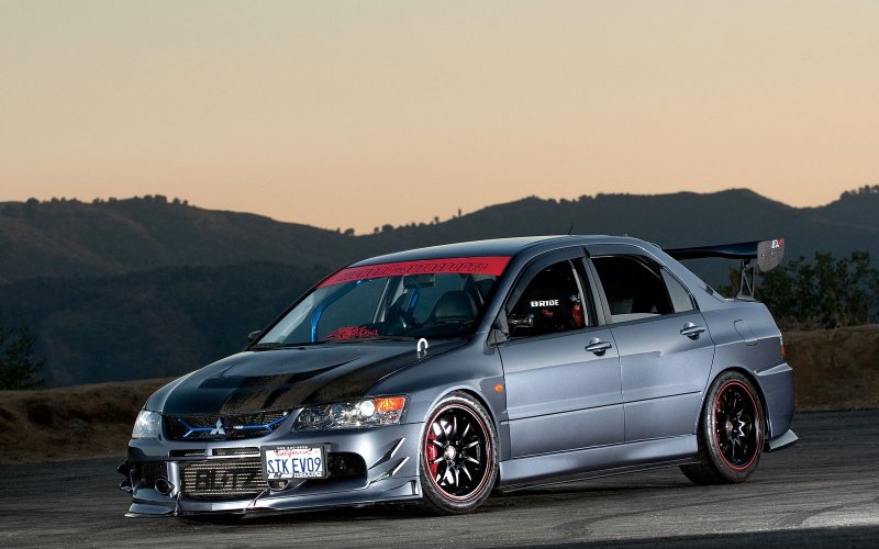 Mitsubishi Lancer Evolution IX