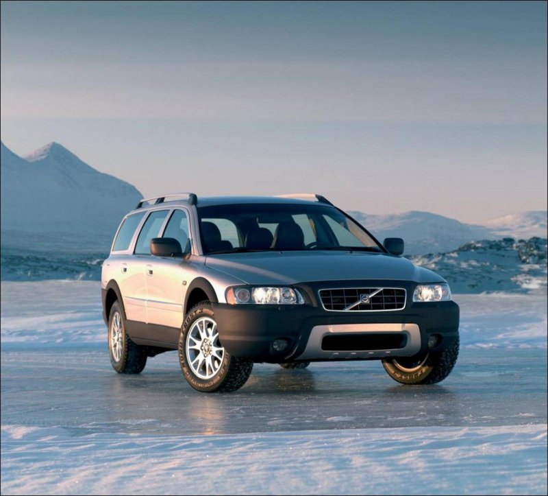 Volvo xc70 1