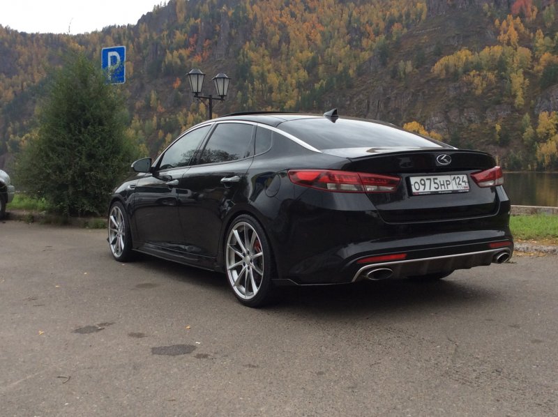 Kia Optima gt Black