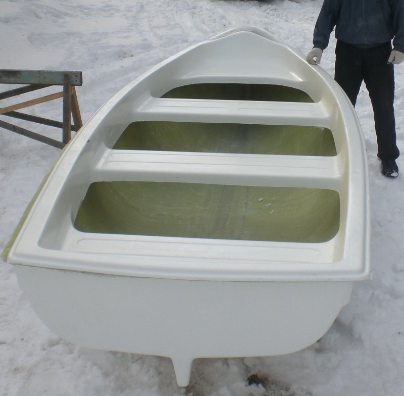 Стеклопластиковая лодка Пелла