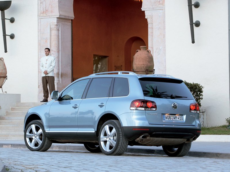 Touareg белый r line 2008