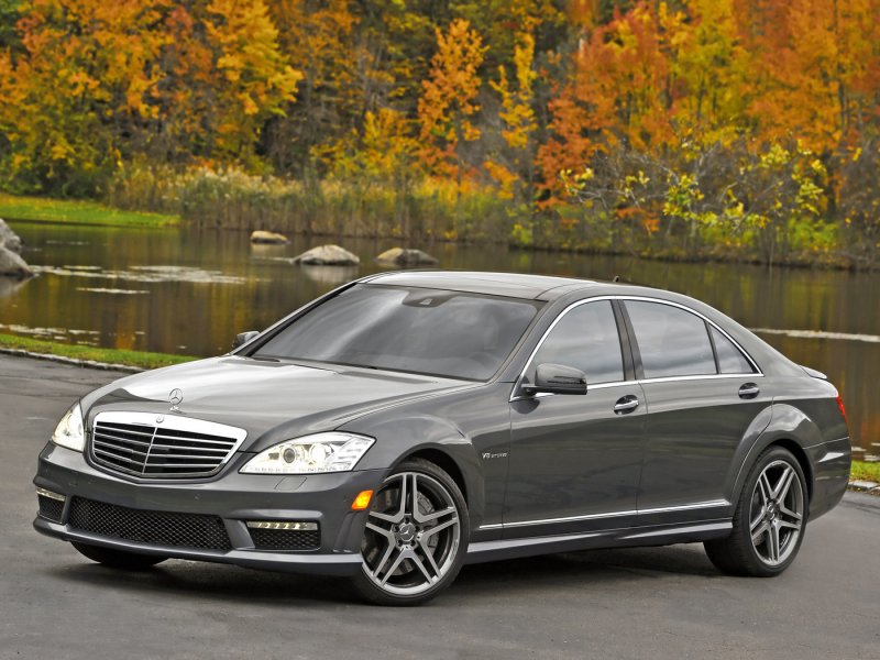 Mercedes-Benz w221 s63