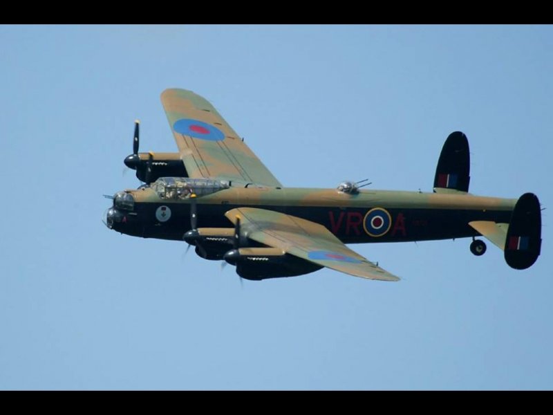 Самолет Avro 683 Lancaster
