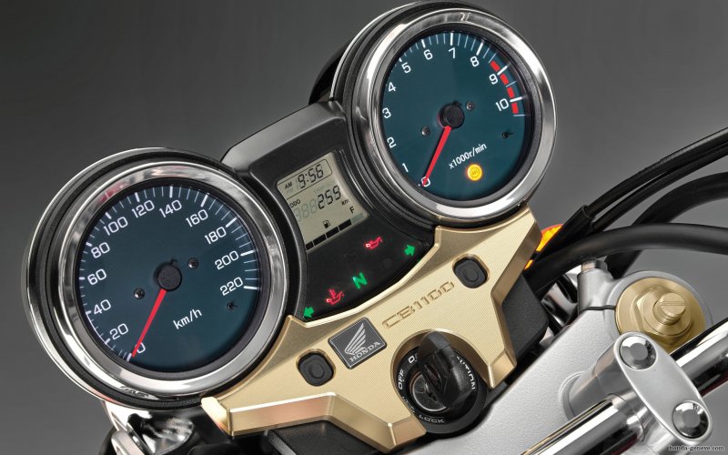 Мотоцикл VFR 800