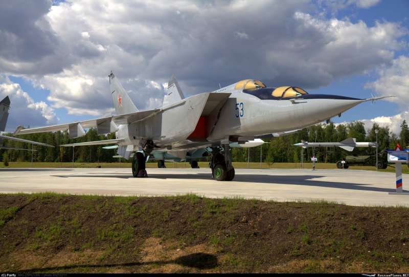 Миг 25 спарка
