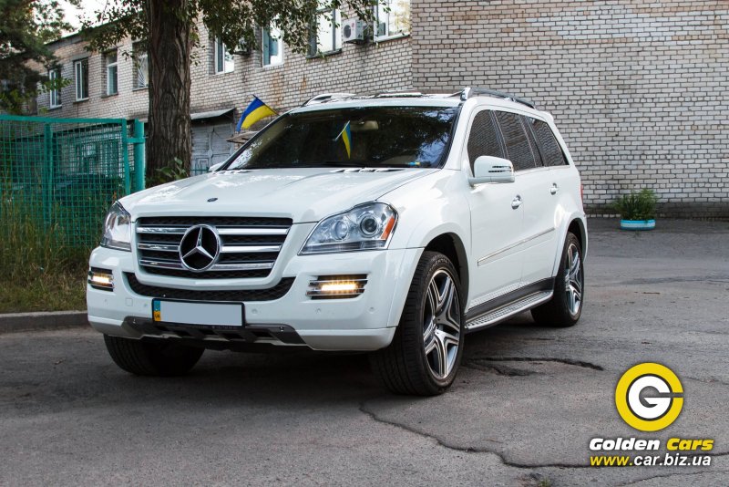 Мерседес gl 550 белый