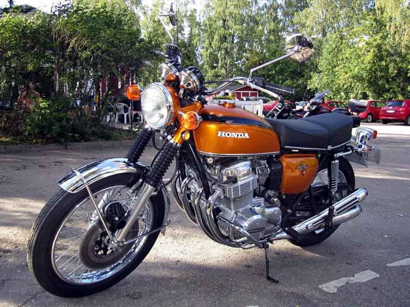 Honda cb750 four