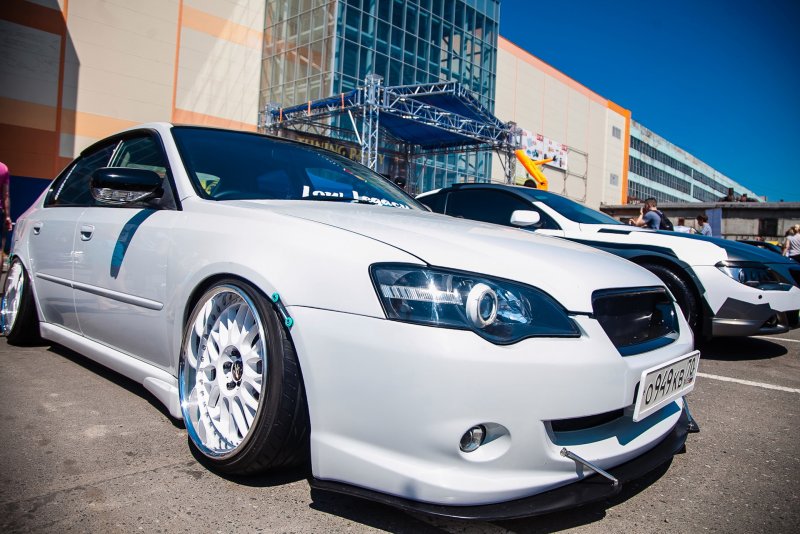 Subaru b4 stance