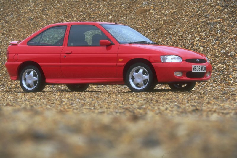 Ford хэтчбек 1995