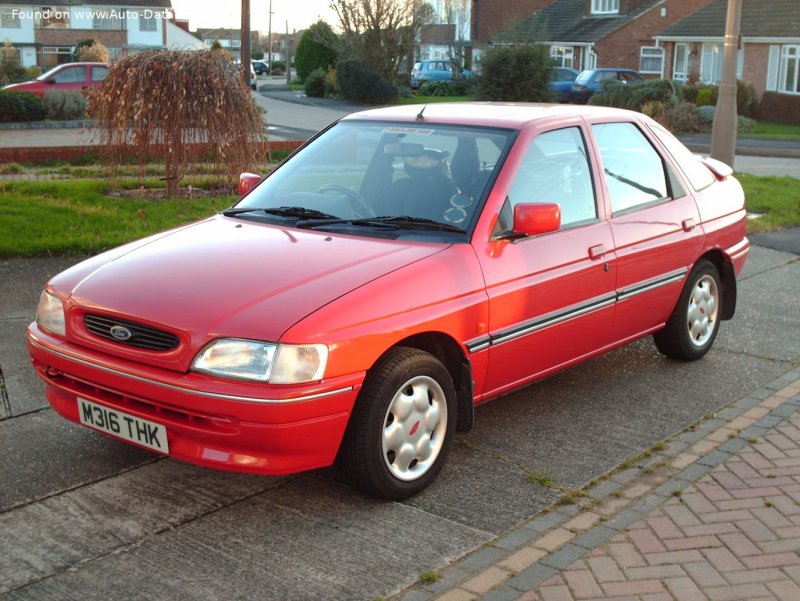 Ford Orion хэтчбек 3
