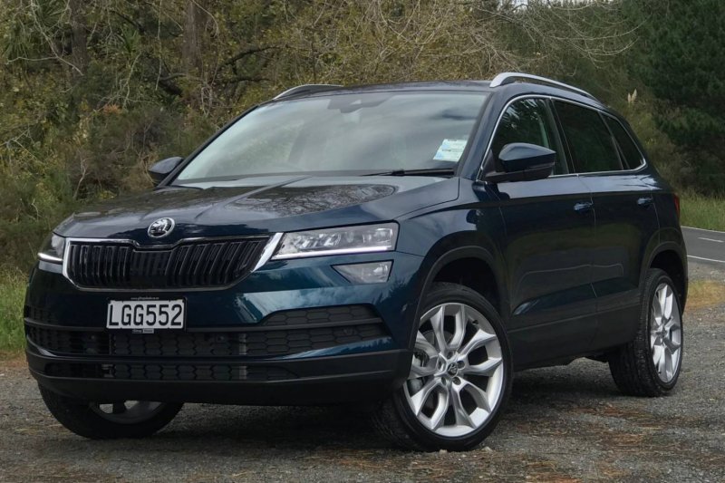 Skoda Karoq Business Grey