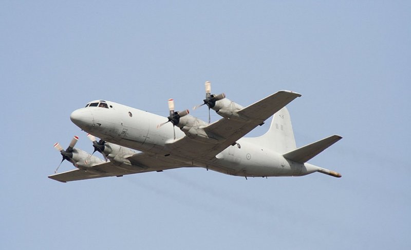 P-3 Orion самолет
