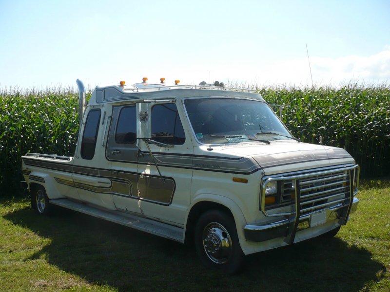 Ford Econoline 2015