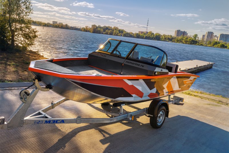 Надувная лодка HUNTERBOAT Хантер 320