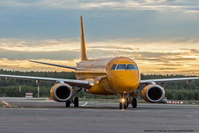 Embraer 190 Саравиа
