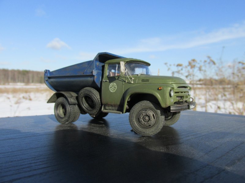 ММЗ 555 AVD