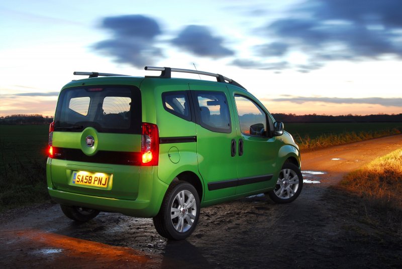 Машина Fiat Qubo