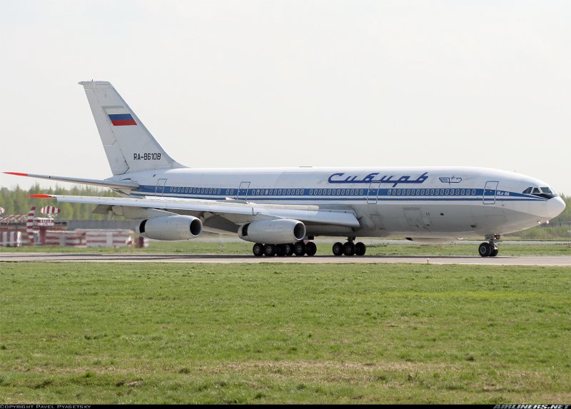 Пассажирский салон ил62