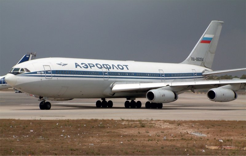 Самолет ил-96,ил-86