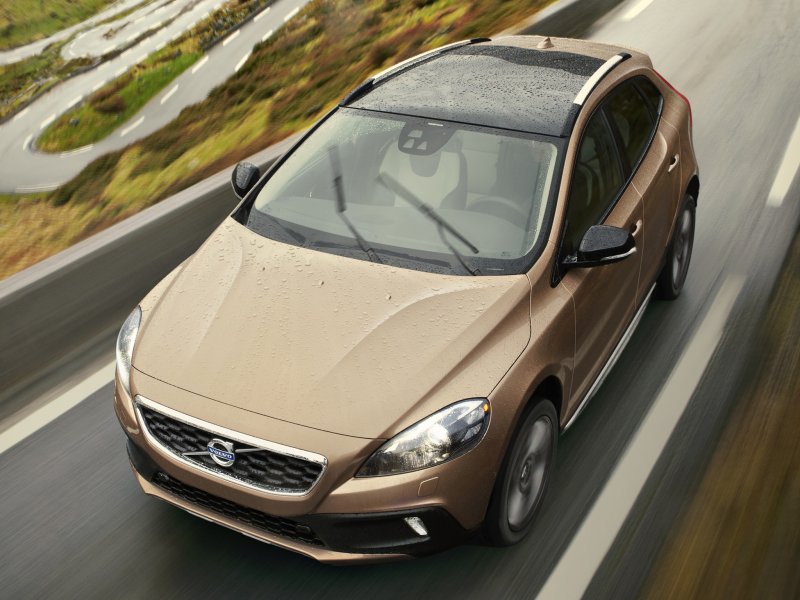 Volvo v40 Cross Country t 3