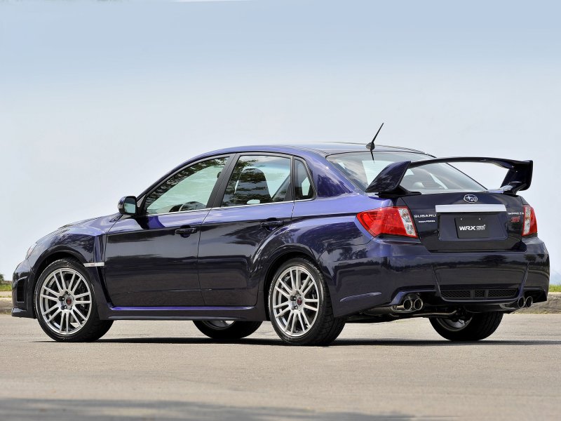 Субару Импреза WRX STI седан