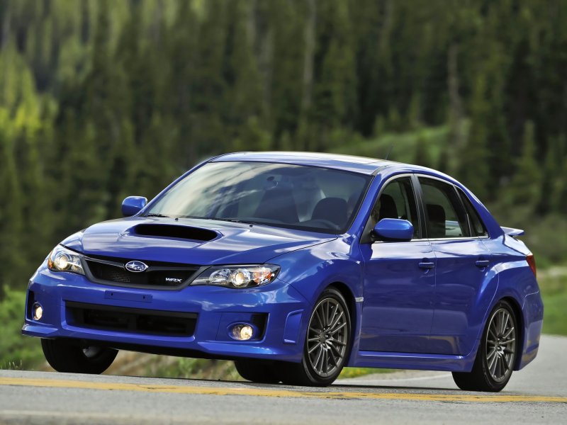 Субару Импреза WRX STI 2013