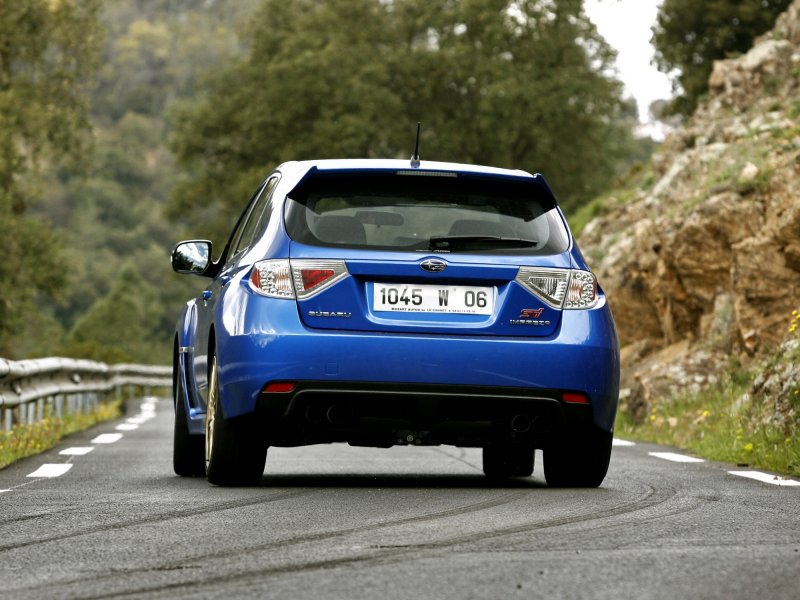 Subaru WRX STI 2008 хэтчбек