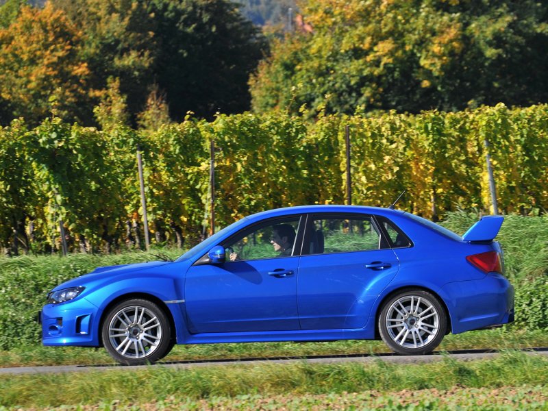 Subaru WRX STI 2010 седан