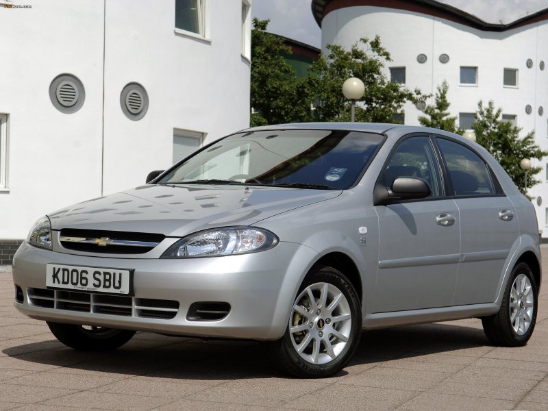 Chevrolet Lacetti 2004 хэтчбек