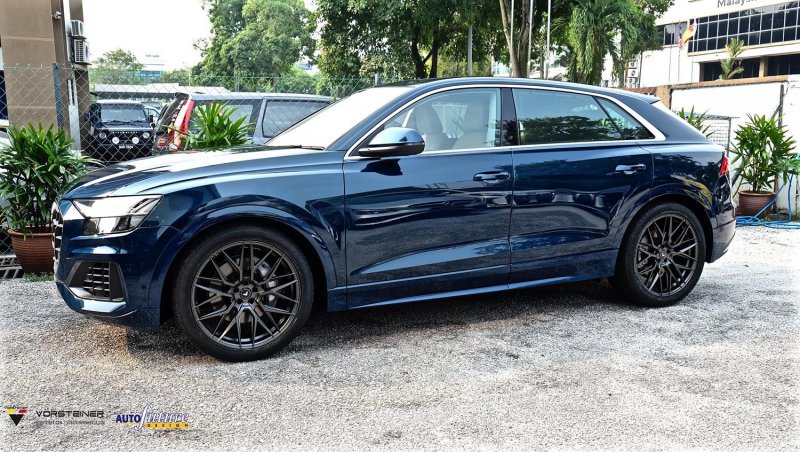 Audi SRX q8