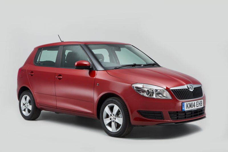 Шкода Fabia 2010