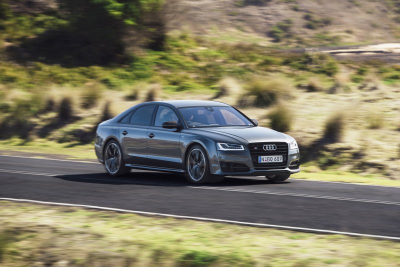 Audi s8 Plus 2016