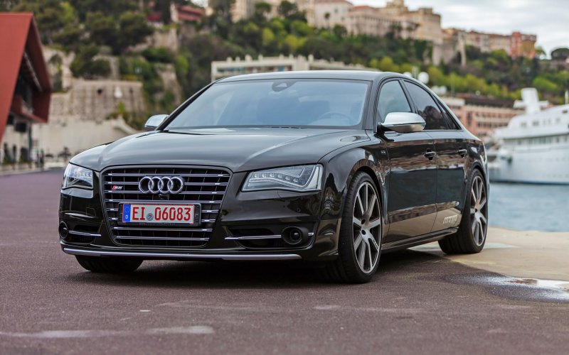 Audi s8 d4 2015