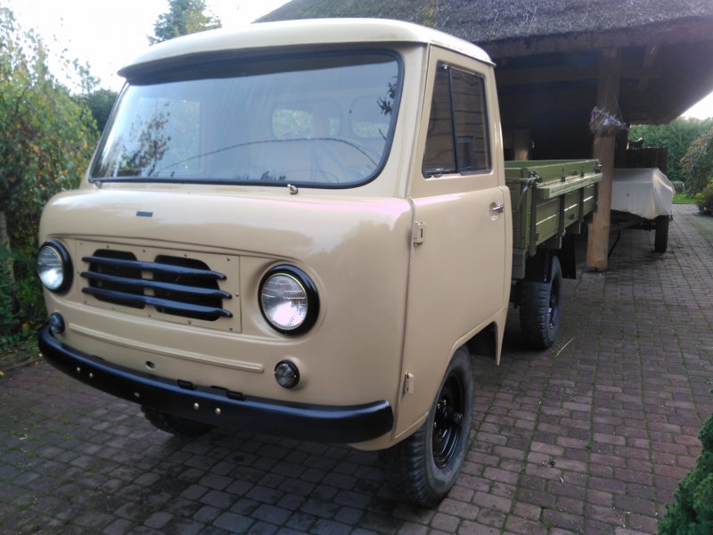 УАЗ 450д бортовой