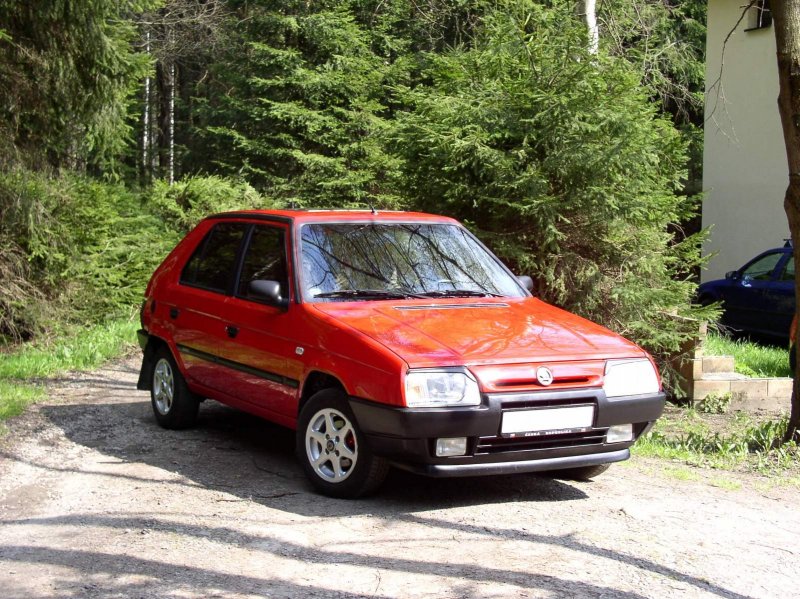 Škoda Favorit Хэтчбэк