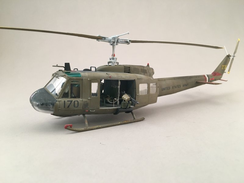 Kh80154 вертолет uh-1d/h