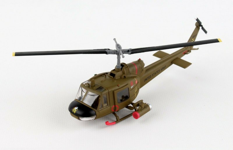 7257 Звезда американский вертолет uh-1с "Ганшип" масштаб 1/72