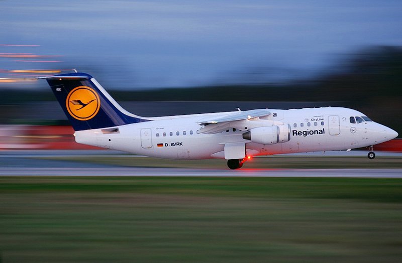 Rj85 самолет