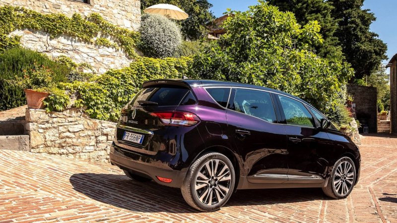 Renault Grand Scenic Initiale