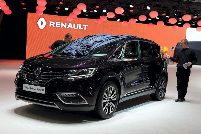 Initiale Paris Renault