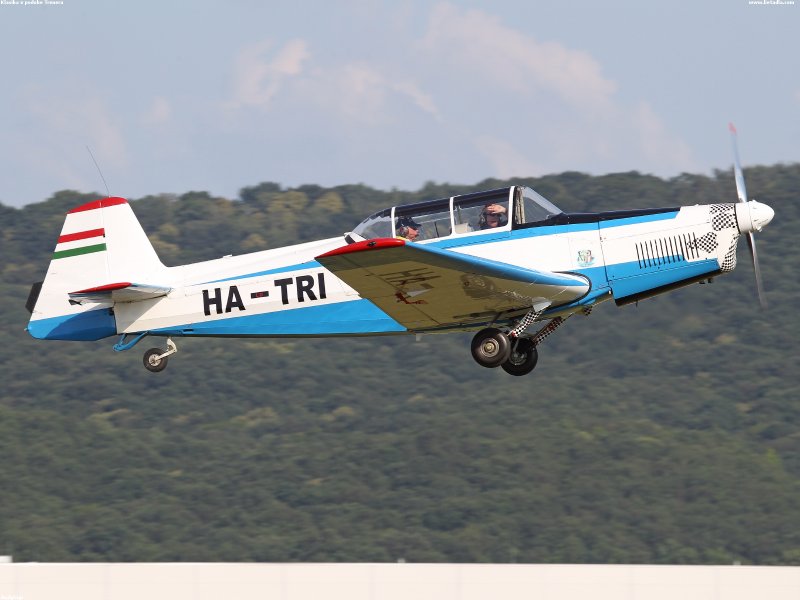 Zlin z 42