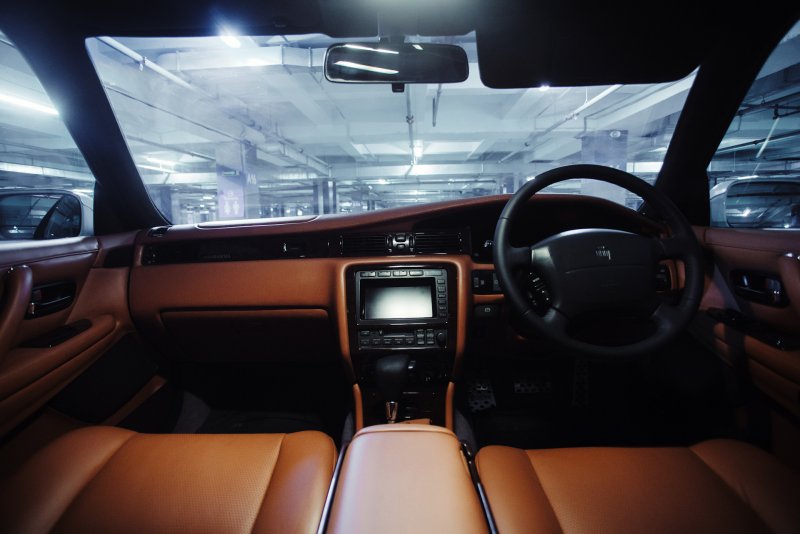 Toyota Crown Majesta s150 салон