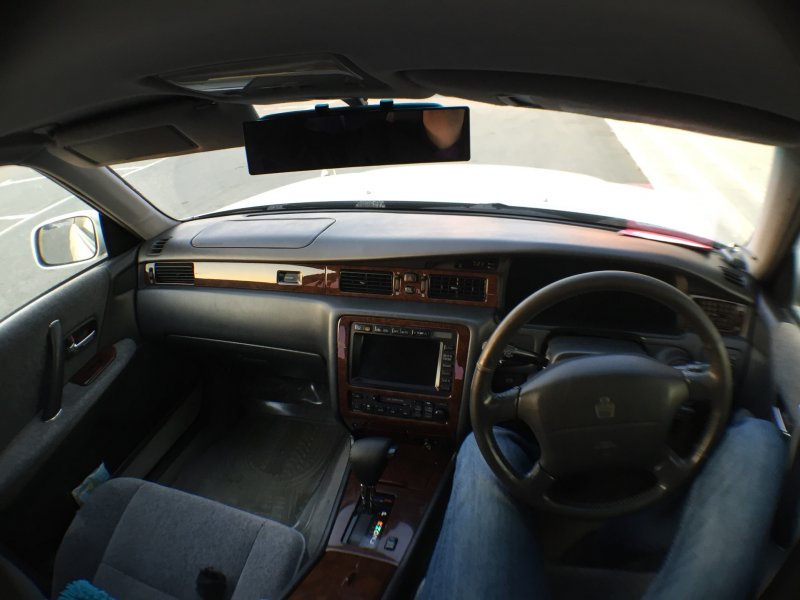 Toyota Crown s150 салон