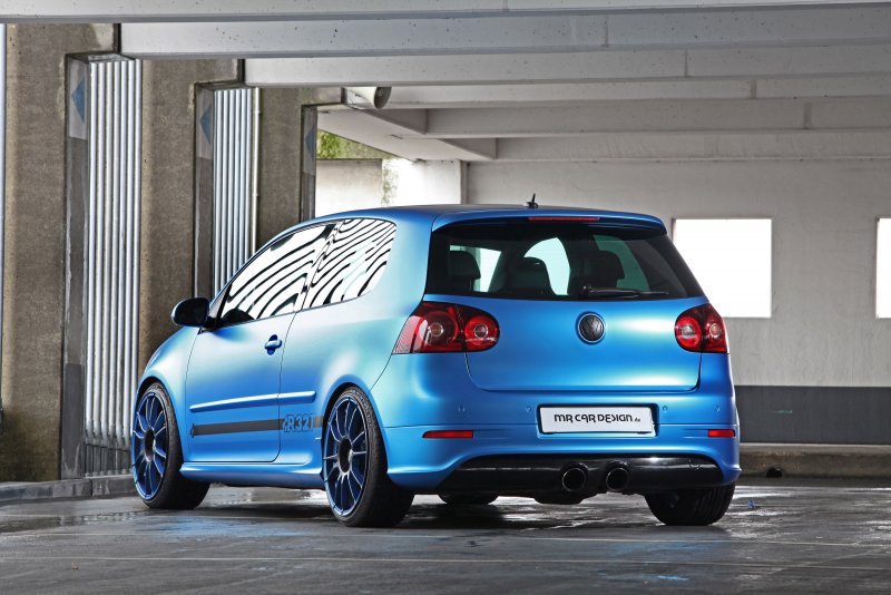 VW Golf 5 r32