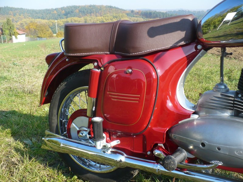 Jawa 300 CL