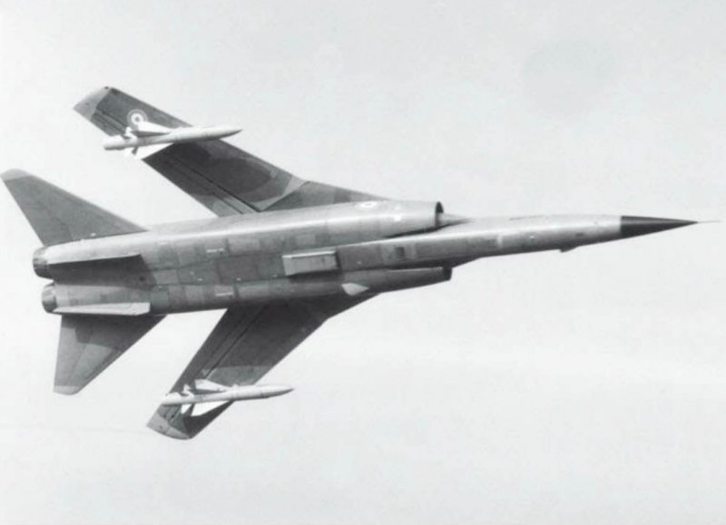 Mirage с измененной стреловидностью крыла